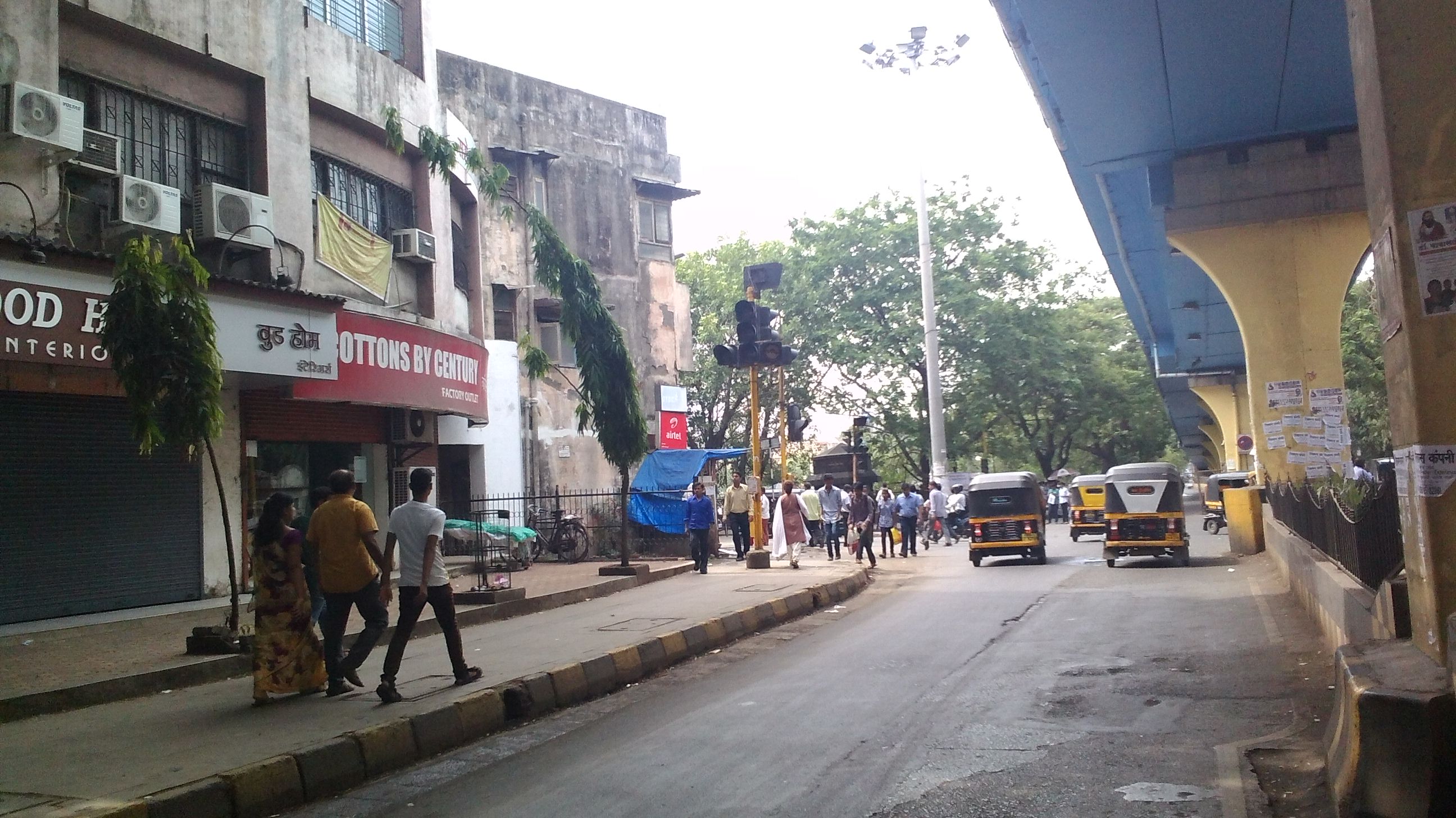 Commercial Shops for Rent in Sarodarshan Apartment, Shivaji Path, Near by Talao Pali, Thane-West, Mumbai