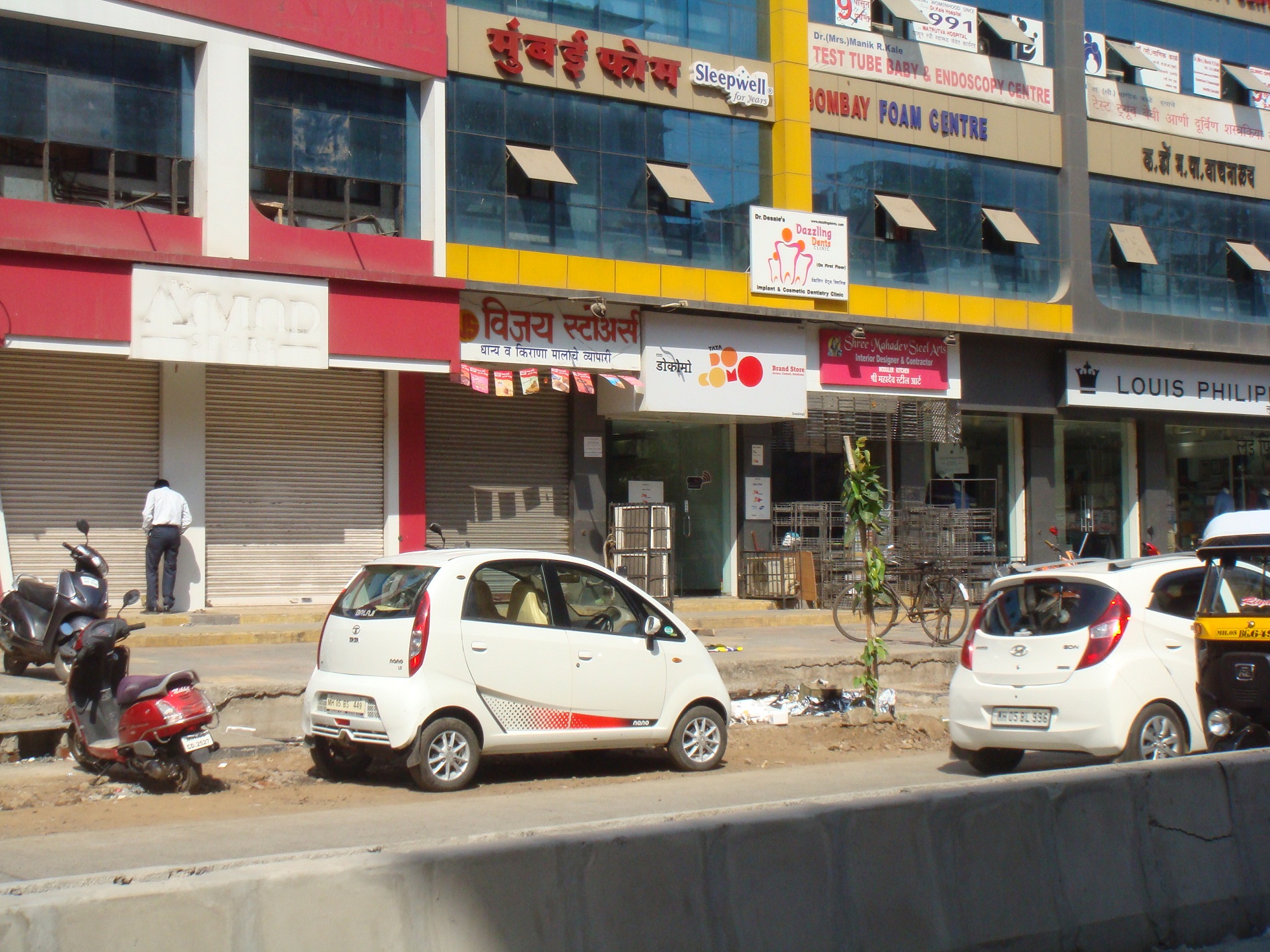 Commercial Shops for Rent in Commercial shop for Rent in Manpada Road, , Dombivli-West, Mumbai