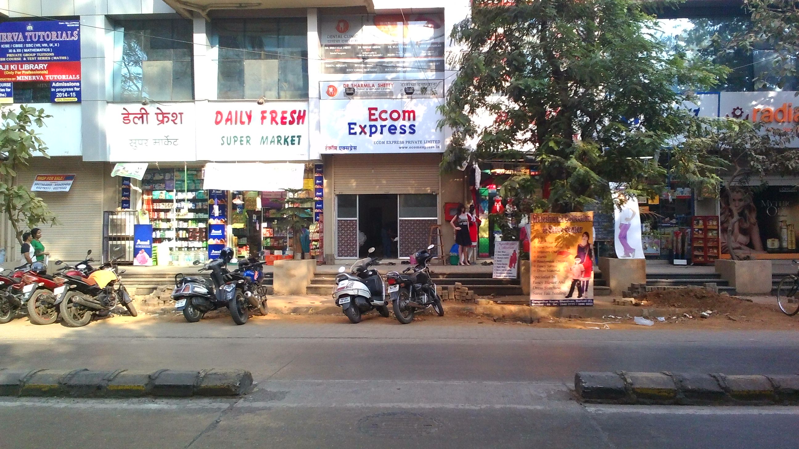 Commercial Shops for Sale in Commercial Shop For Sale, Near Nancy colony, Borivali-West, Mumbai