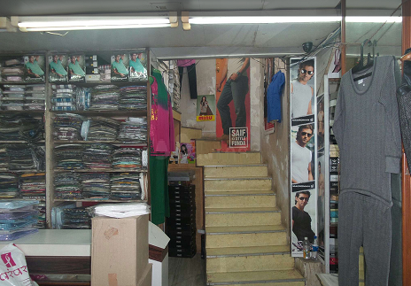 Commercial Shops for Rent in Laxmi Market,Old Station Road ,Murbad road, Kalyan-West, Mumbai
