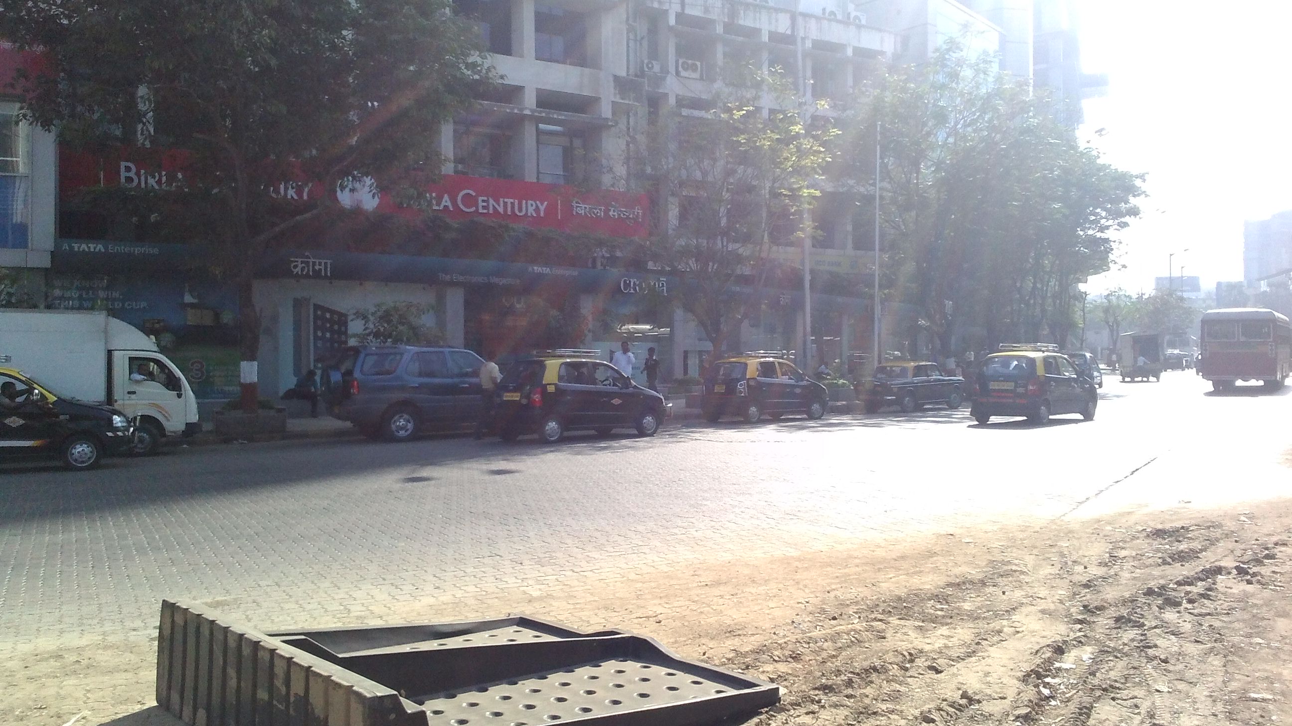 Commercial Shops for Rent in Commercial shop for Rent in Appasaheb Marathe Road , Prabhadevi-West, Mumbai