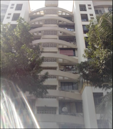Residential Multistorey Apartment for Sale in Dheeraj Pooja Apartment, S.V.Road. Near Chincholi Bunder, Malad-West, Mumbai