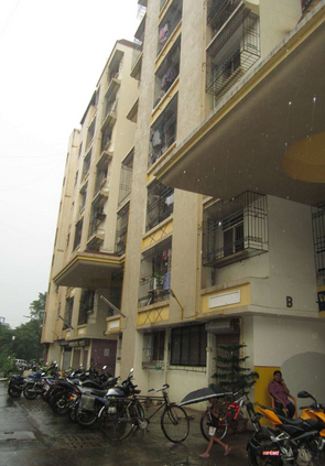 Residential Multistorey Apartment for Sale in Vastu Housing Complex, Ghodbunder Road, Kasarvadav Near Hypercity Mall., Thane-West, Mumbai